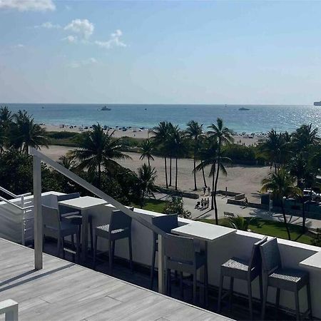 Suites At The Strand On Ocean Drive マイアミビーチ エクステリア 写真